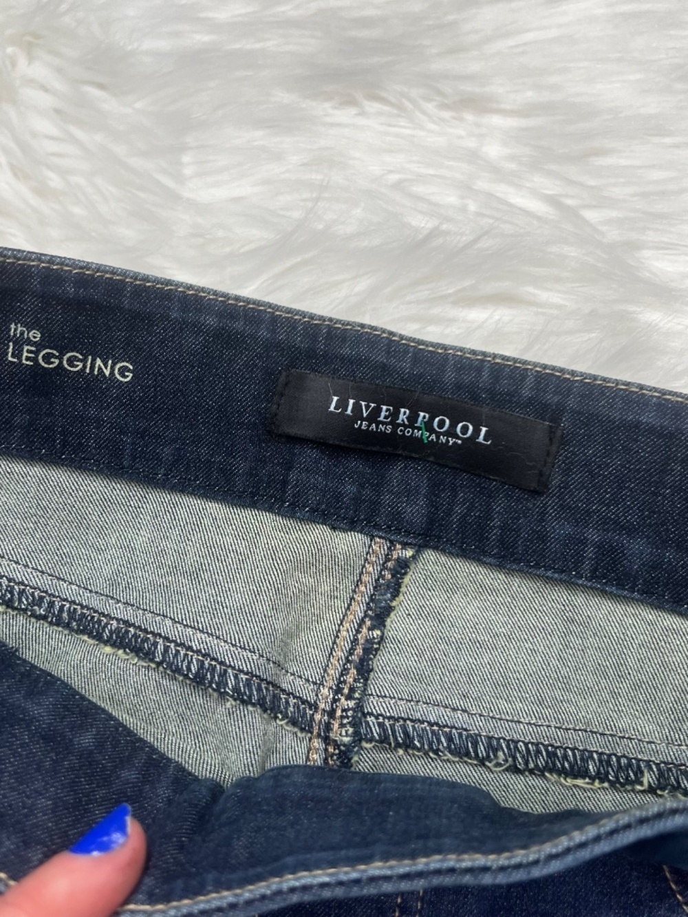 👖|•LIVERPOOL•| Stretch Pull-On Jeans The Denim Legging Size 4/27👖 - Picture 4 of 5